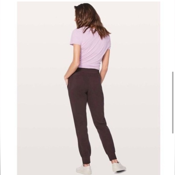 Lululemon Athletica Jogger Size 8 - Picture 9 of 10